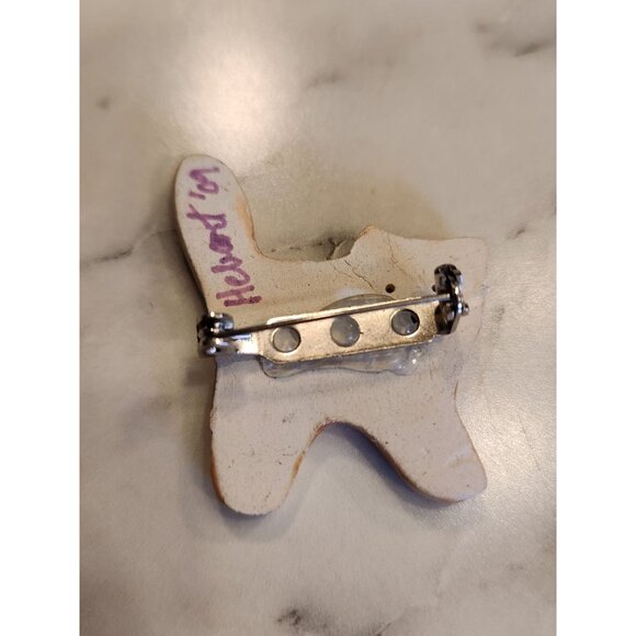 Handmade Ceramic Cat Brooch Pin - Picture 2 of 3
